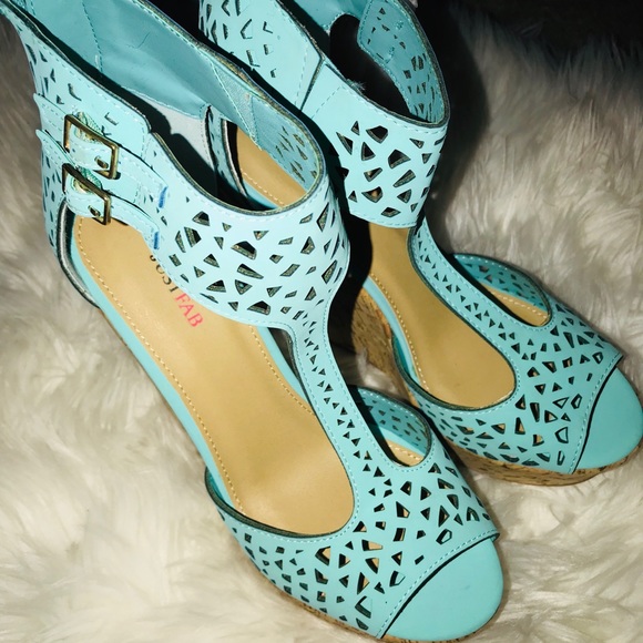 Blue heels - Picture 2 of 2